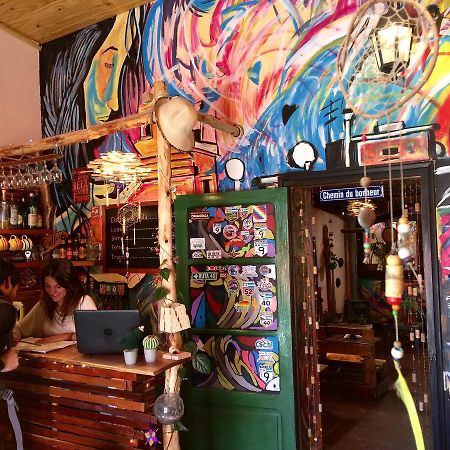 La Puerta Verde Hostel & Bar Humahuaca Exteriör bild
