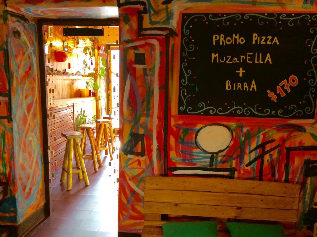 La Puerta Verde Hostel & Bar Humahuaca Exteriör bild