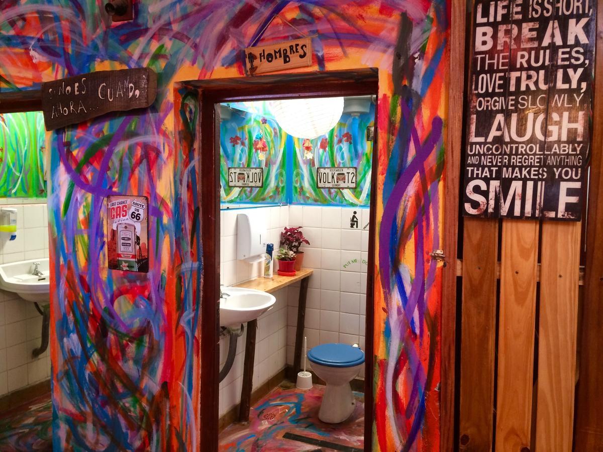 La Puerta Verde Hostel & Bar Humahuaca Exteriör bild